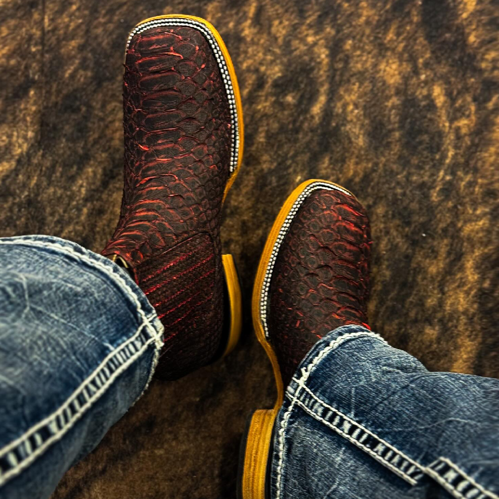 Rattlesnake Ridge Roper Boots