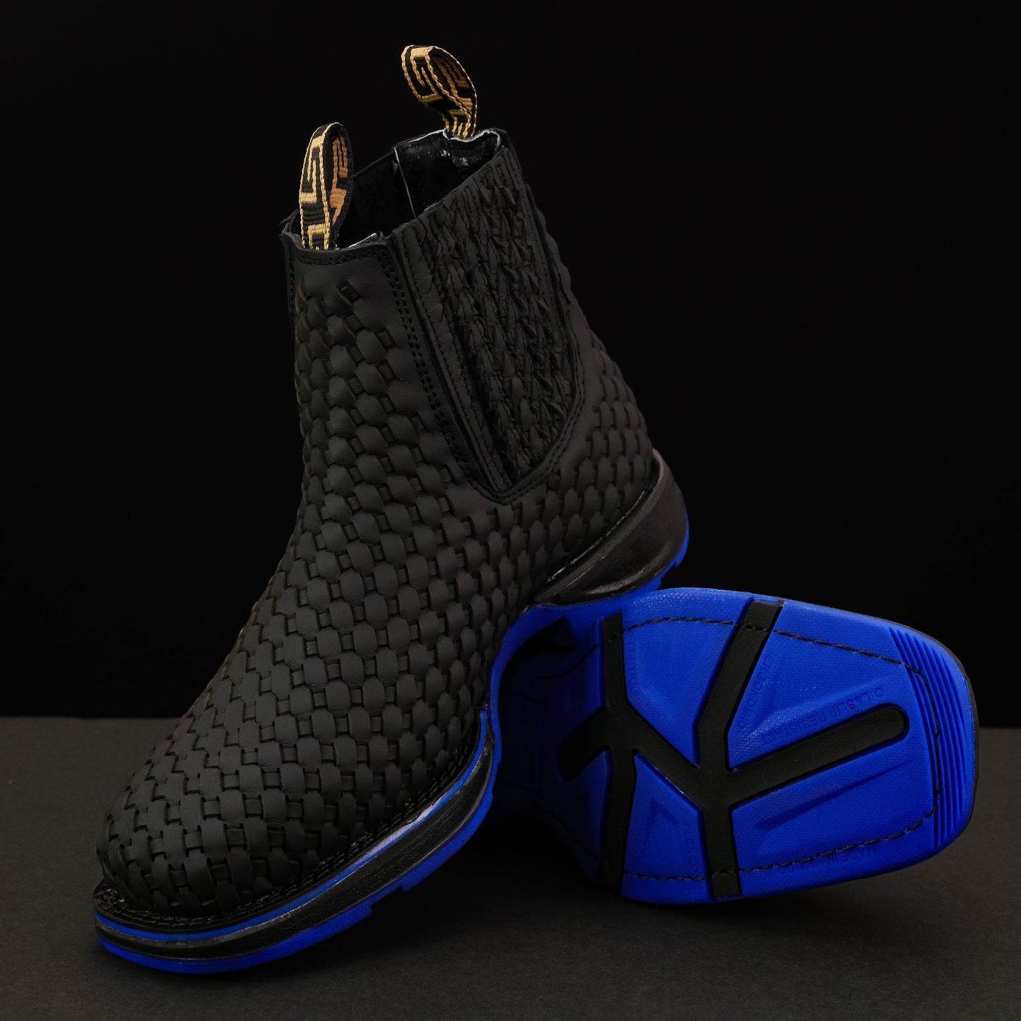 Black Basketweave Leather Botin - 3D Sole Composite Toe
