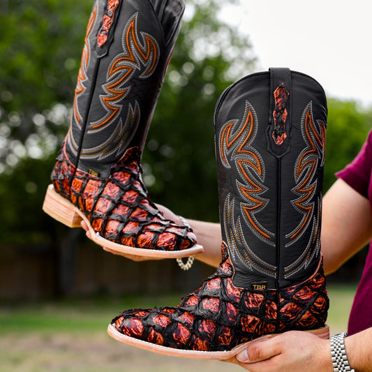 Cognac Jumbo Leather Boots - Square Toe