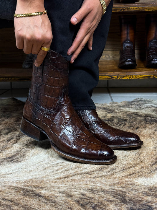 Exclusive Classic Crocodile Boots