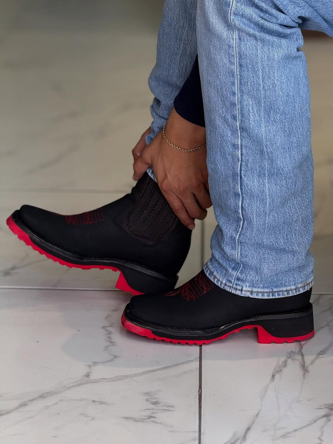 New Black Nobuck Leather Botin - 3D Sole Composite Toe