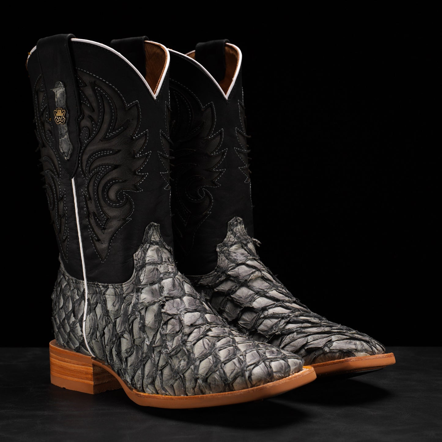 Authentic Gray Pirarucu Boots – Square Toe