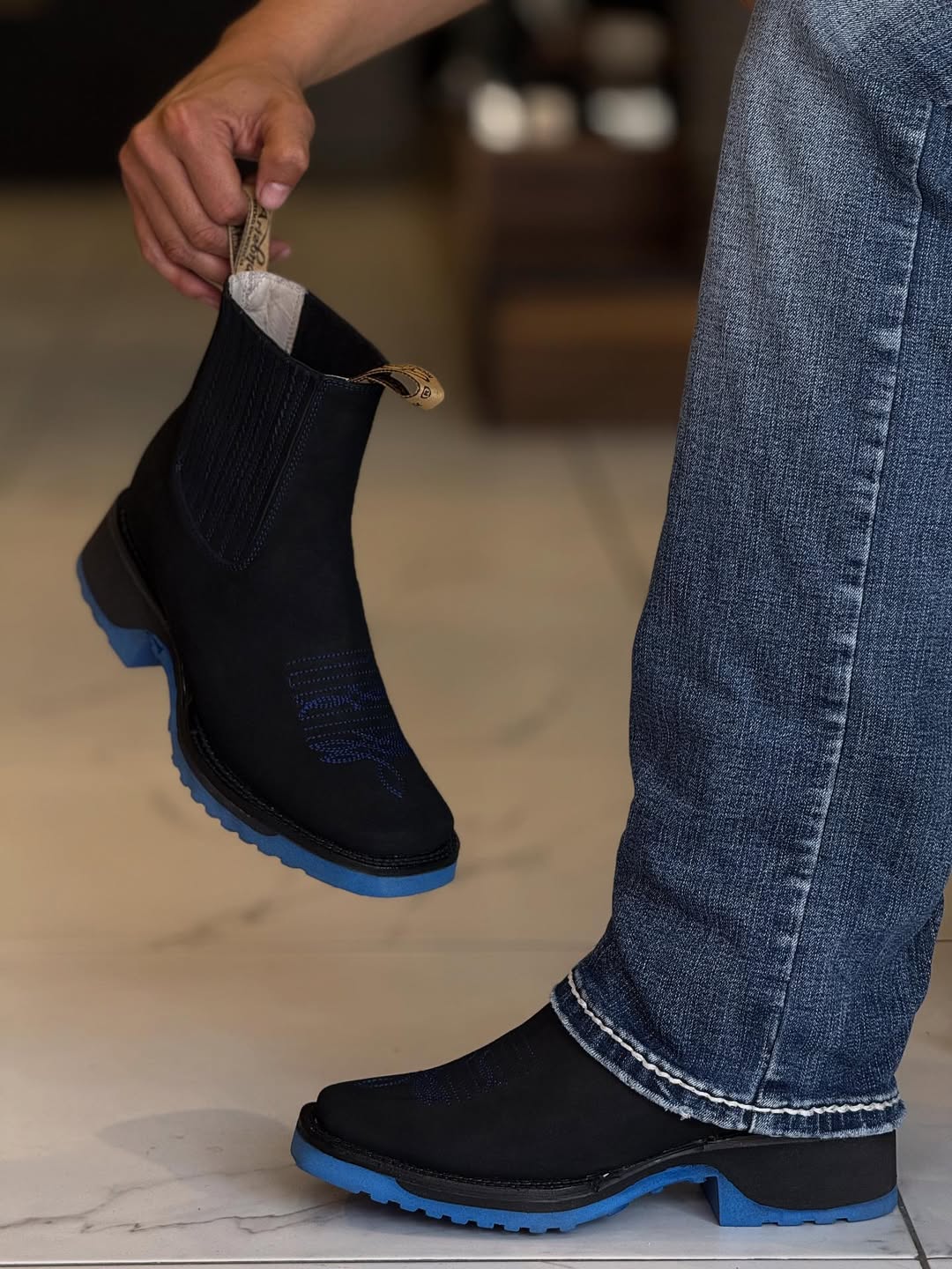 New Black Nobuck Leather Botin - 3D Sole Composite Toe